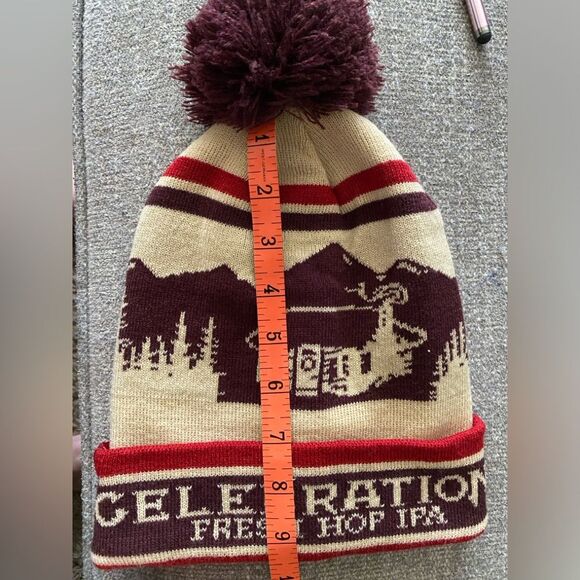 Sierra Nevada Celebration Fresh Hop IPA Knit Pom Pom Stocking Hat Unisex - Picture 5 of 6